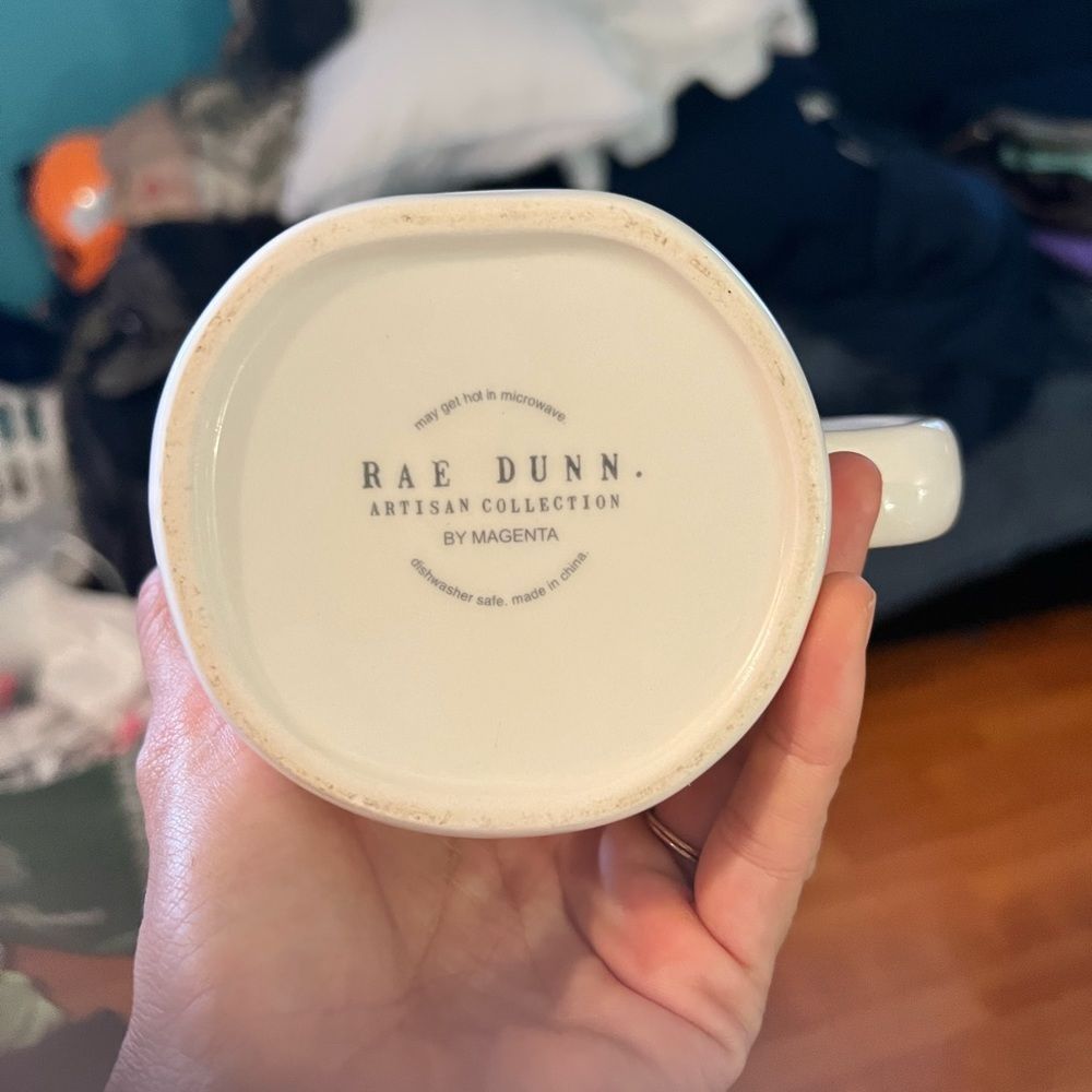 Rae Dunn Dad's Favorite Mug - Picture 4 of 4